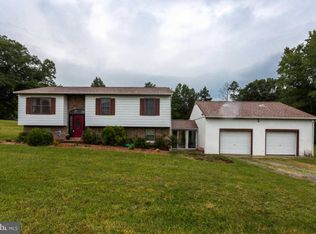 7806 Lake Anna Pkwy, Spotsylvania, VA 22551