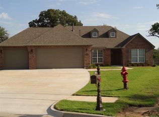 7901 S Dogwood Ave, Broken Arrow, OK 74011