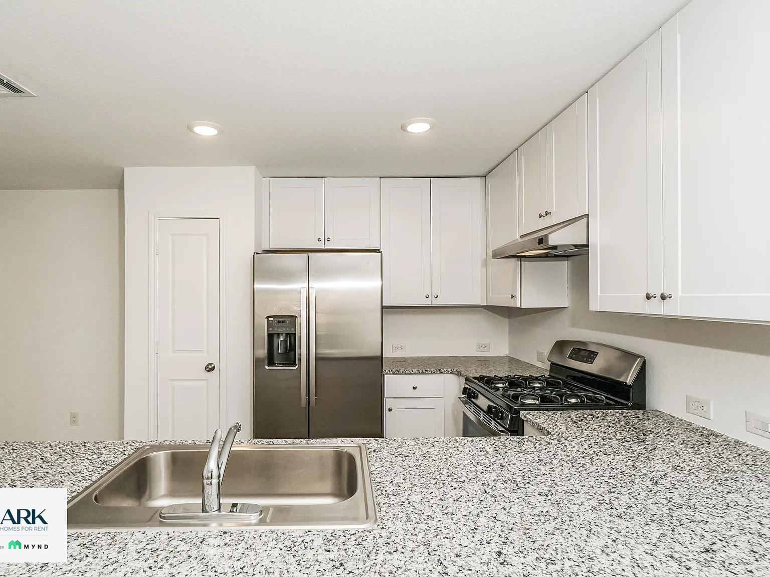 3 bed, 2.0 bath, 1474 sqft, $1,775 — Photo 4