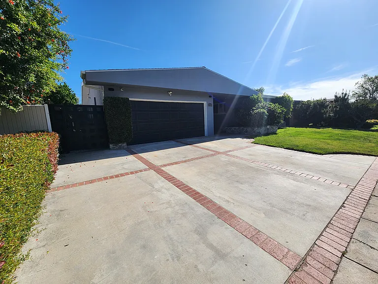 17200 Willard St — Photo 60