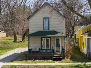 1035 Emmet St, Petoskey, MI 49770
