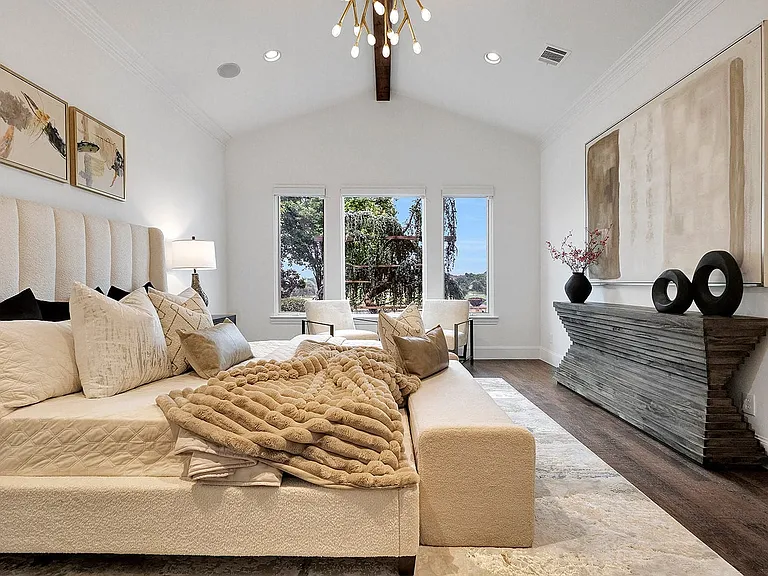 2417 Hollow Hill Ln — Photo 17