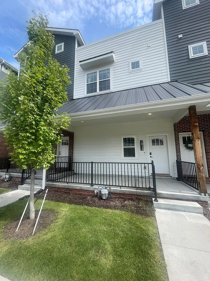 Townhome For Rent! — Photo 1