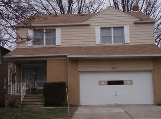 2425 Claver Rd, University Heights, OH