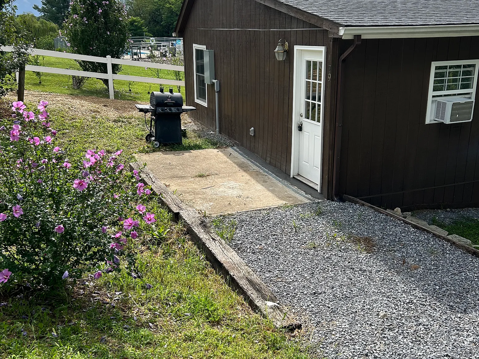 2 bed, 800 sqft, $1,450 — Photo 3