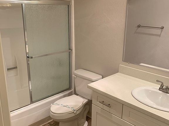 5th image of 4580 Illinois St APT 6