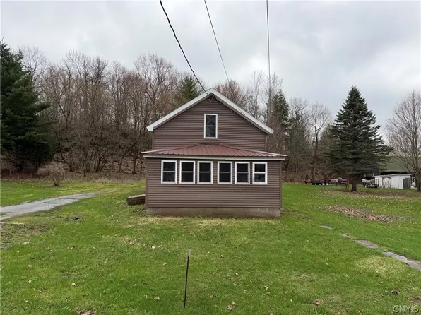 118 Bridge St, Theresa, NY 13691