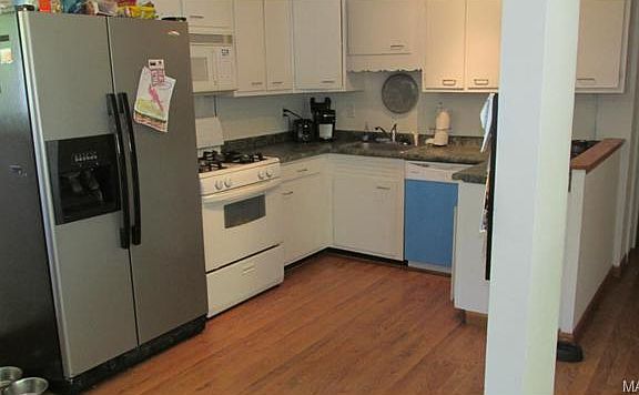2nd image of 9814 Huegel Dr
