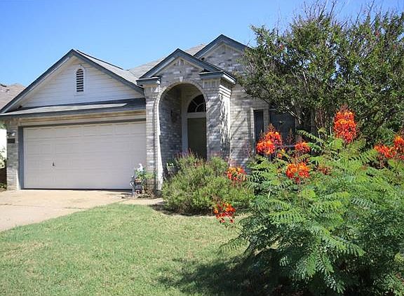 2nd image of 1604 Sundance Dr