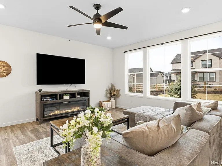 1186 Elbridge Dr — Photo 14