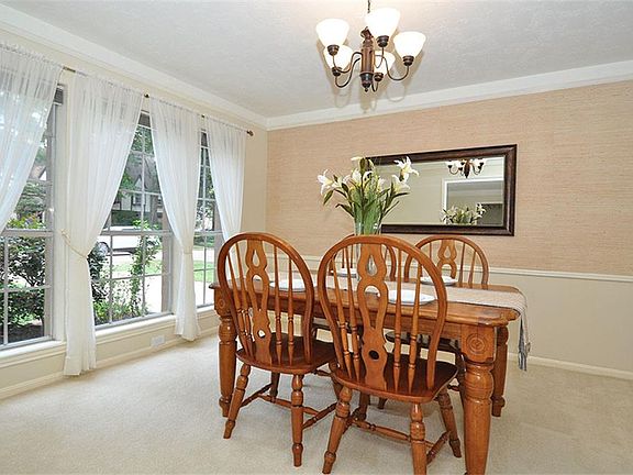 4th image of 3507 Valley Haven Dr