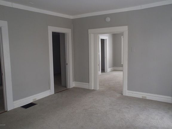 2nd image of 934 McReynolds Ave NW