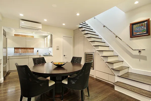 Sold by Corcoran | media 6