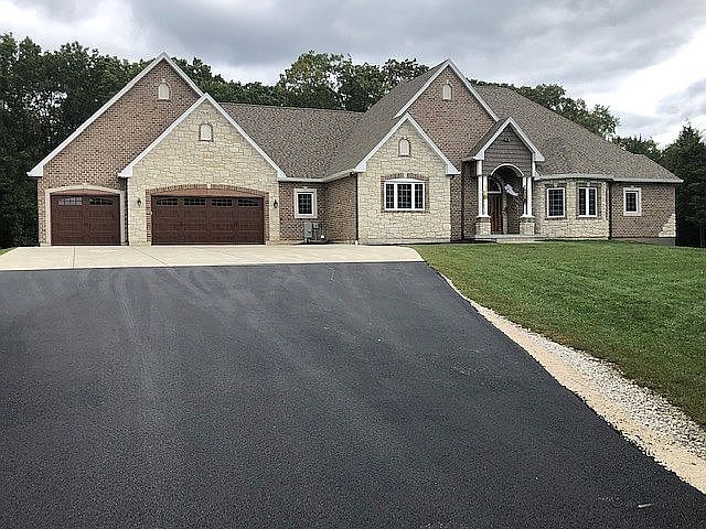 Lot 7