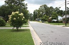 2nd image of 309 E 13th St