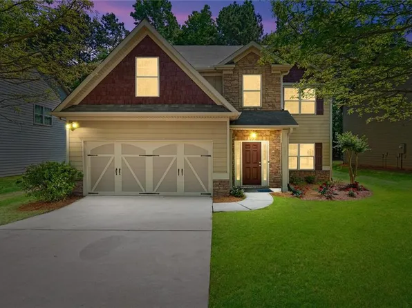 103 Cliffhaven Cir, Newnan, GA 30263