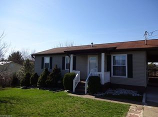 112 Burgess Dr, Spencer, WV 25276