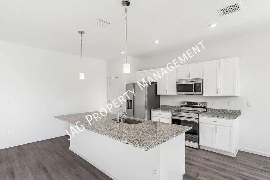 "Charming 4-Bedroom Oasis with 2 Full Baths in Palm Bay - Spacious 1,801 Sq. Ft. Home Awaiting Yo... — Photo 2