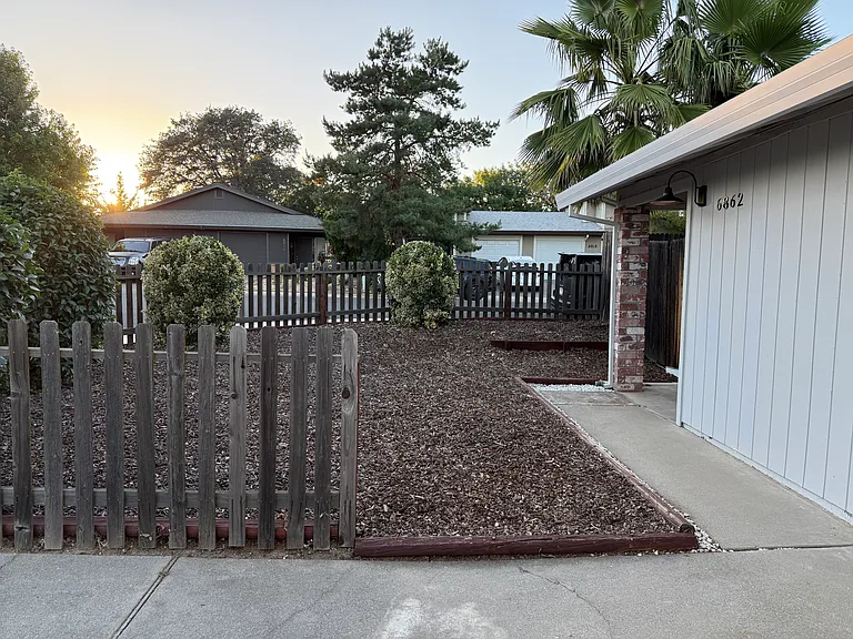 6862 Concert Way — Photo 2