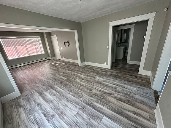 5th image of 29 Carolina Ave #1