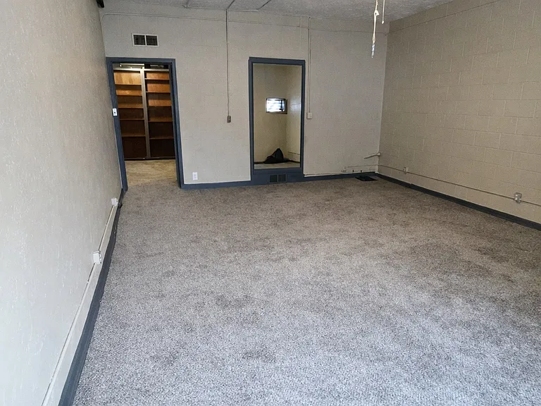 1757 Broadway — Photo 14