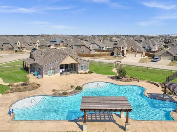 4703 Liberty Hill Trl, Sherman, TX 75092
