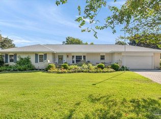 515 Poinciana Ct, Gulf Breeze, FL 32561