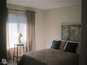 5th image of 2548 Cameron St