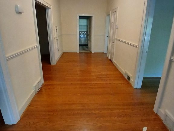 2nd image of 1340 Harle Ave NW