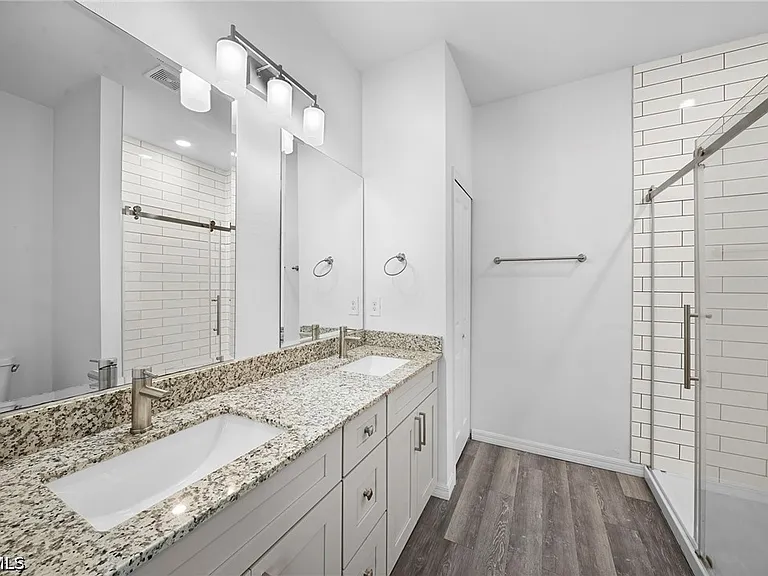 4716 29th St SW — Photo 21