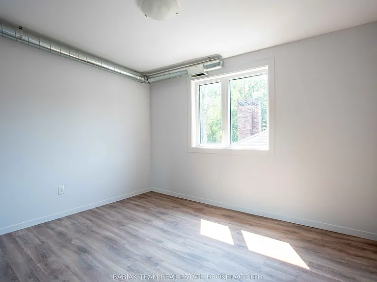 185 Jane St #3 — Photo 10