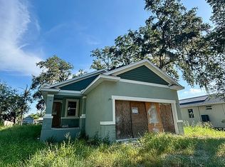 904 W Alsobrook St, Plant City, FL 33563