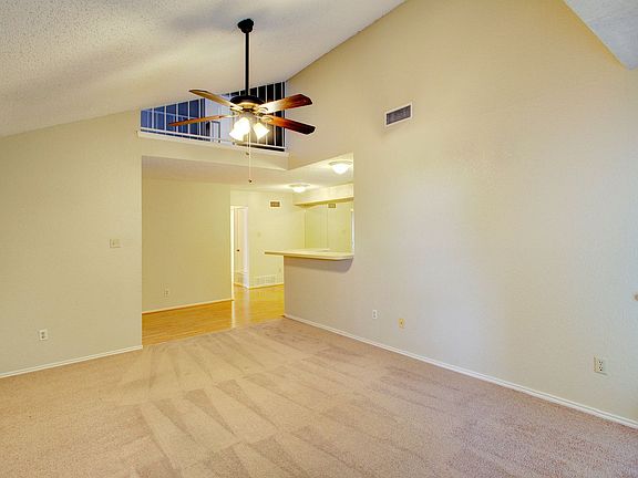 5th image of 122 Myers Dr #120