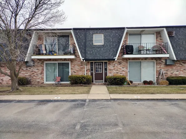 170 Meadows Rd N APT 3, Bourbonnais, IL 60914