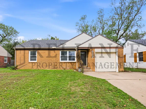 607 S Calhoun St, Wichita, KS 67207
