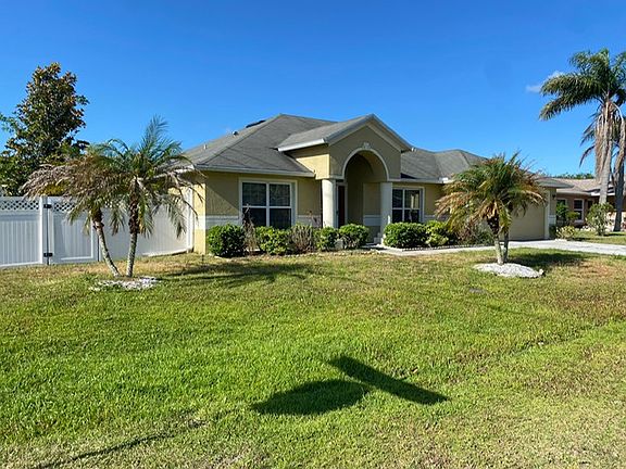 3rd image of 102 Talavera Ln