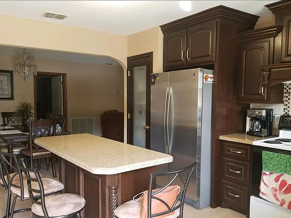 Island, granite countertop