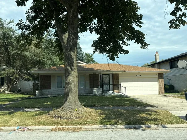 4124 Oakwood Ln, Matteson, IL 60443