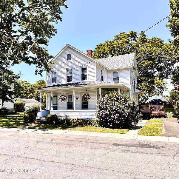 2nd image of 33 Dempster Street