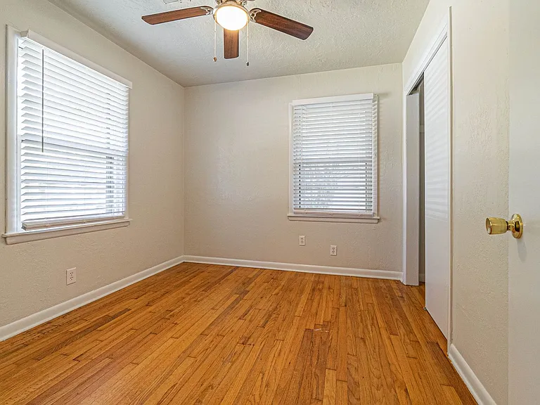 1510 Huntington Way — Photo 14