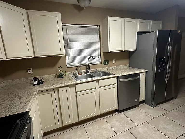 2117 Harlem Ave — Photo 15