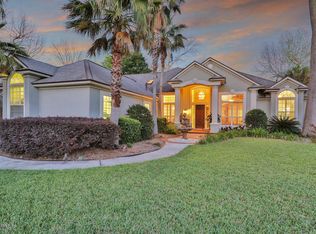 1665 Norton Hill Dr, Jacksonville, FL 32225