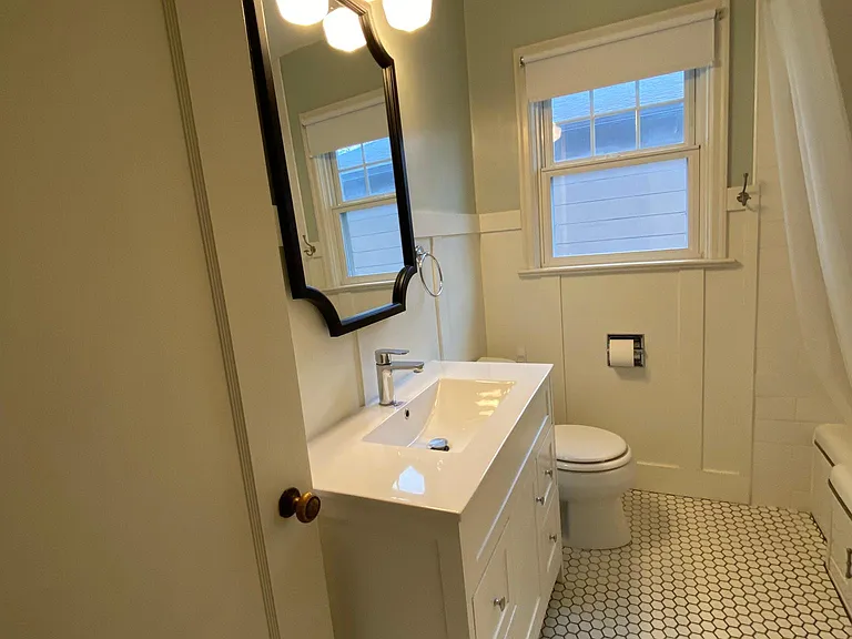 2327 Spruce St — Photo 14