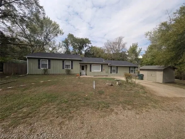 1403 Branch St, Van Buren, AR 72956