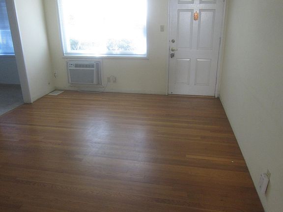 5th image of 1325 O St APT 3