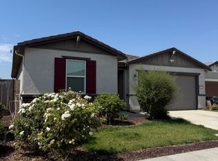 1618 Monte Vista Ave, Madera, CA 93637