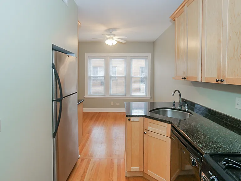 4810 N Paulina St #2E — Photo 9