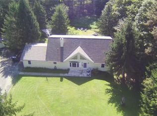 160 Robyn Ln, Pocono Lake, PA