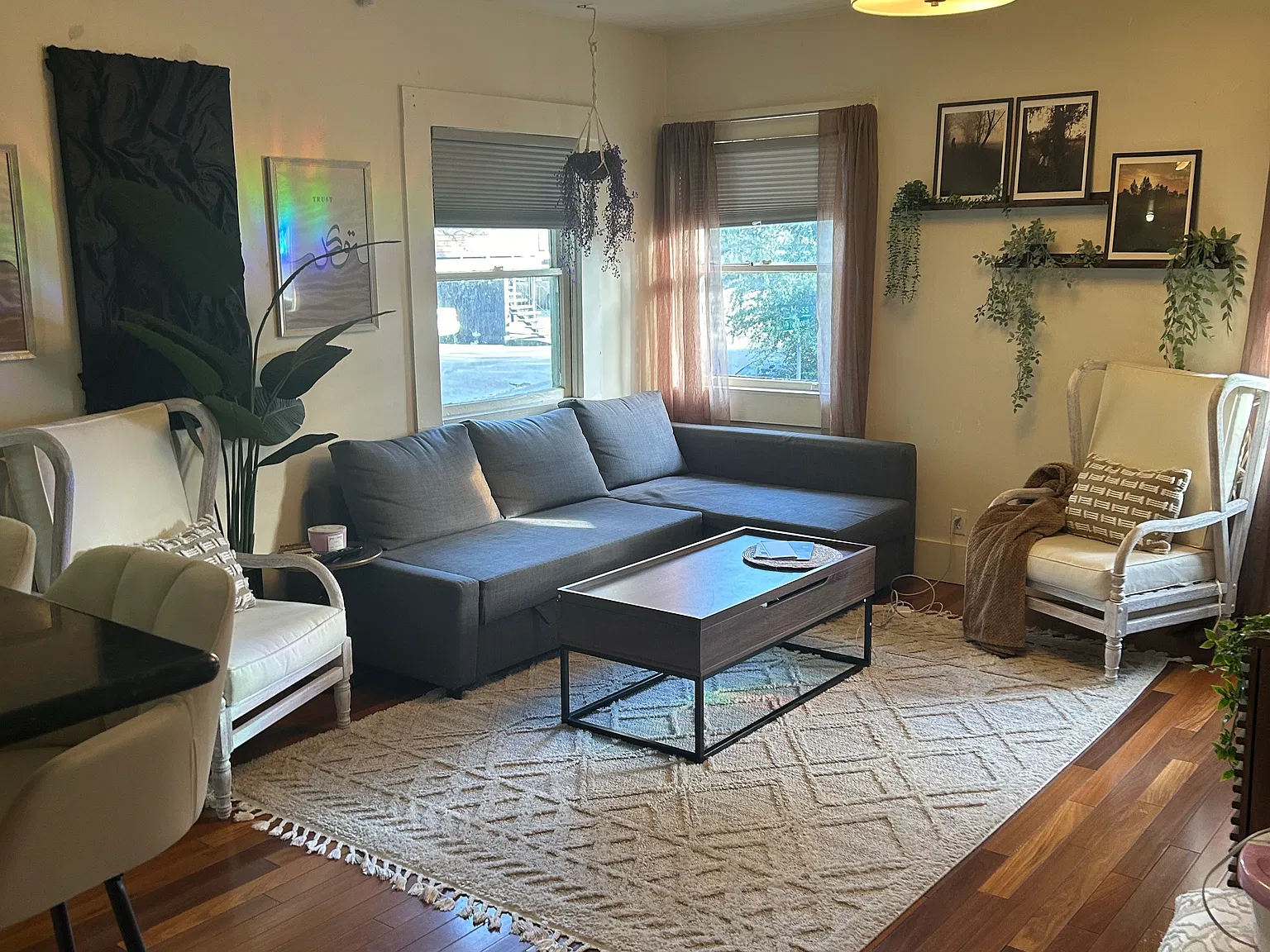 2 bed, 1.5 bath, 900 sqft, $2,899 — Photo 2