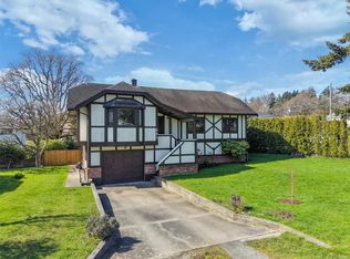 891 Lavender Ave, Saanich, BC